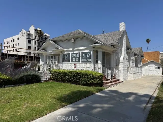 242 N St Andrews, Los Angeles, CA 90004 - #1