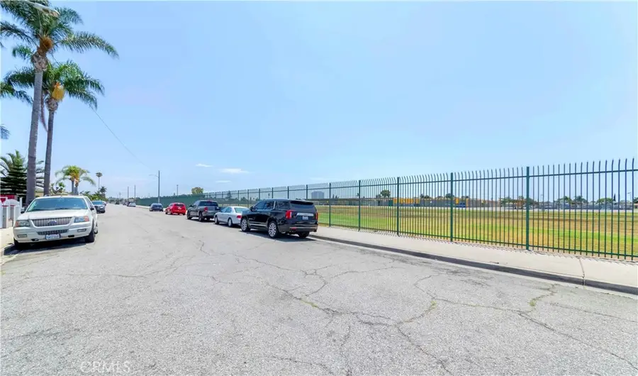 641 W Spruce Street, Compton, CA 90220 - Image #2