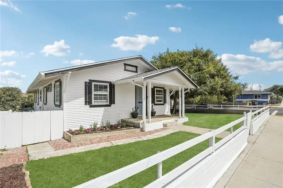 836 Loma Vista Street, El Segundo, CA 90245 - Image #2