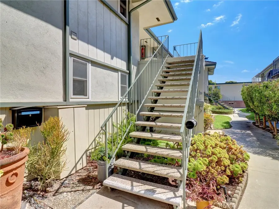 22627 Nadine Circle #B, Torrance, CA 90505 - Image #3