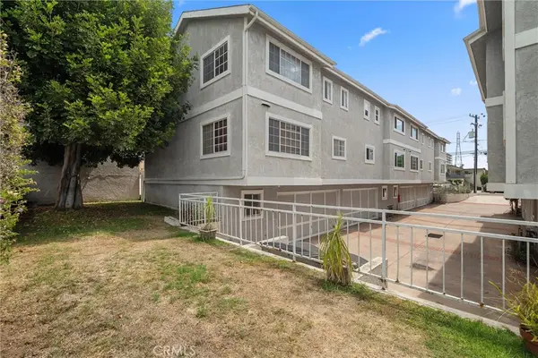 2609 Vanderbilt Lane #4, Redondo Beach, CA 90278