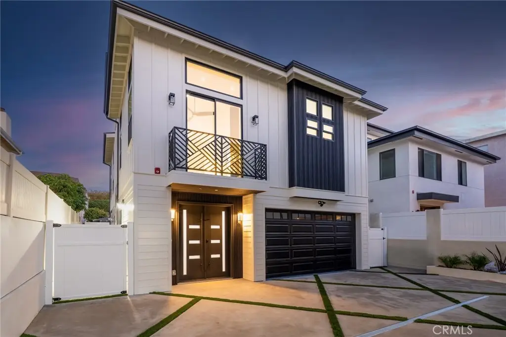 110 S Irena Avenue #B, Redondo Beach, CA 90277 - Image #1