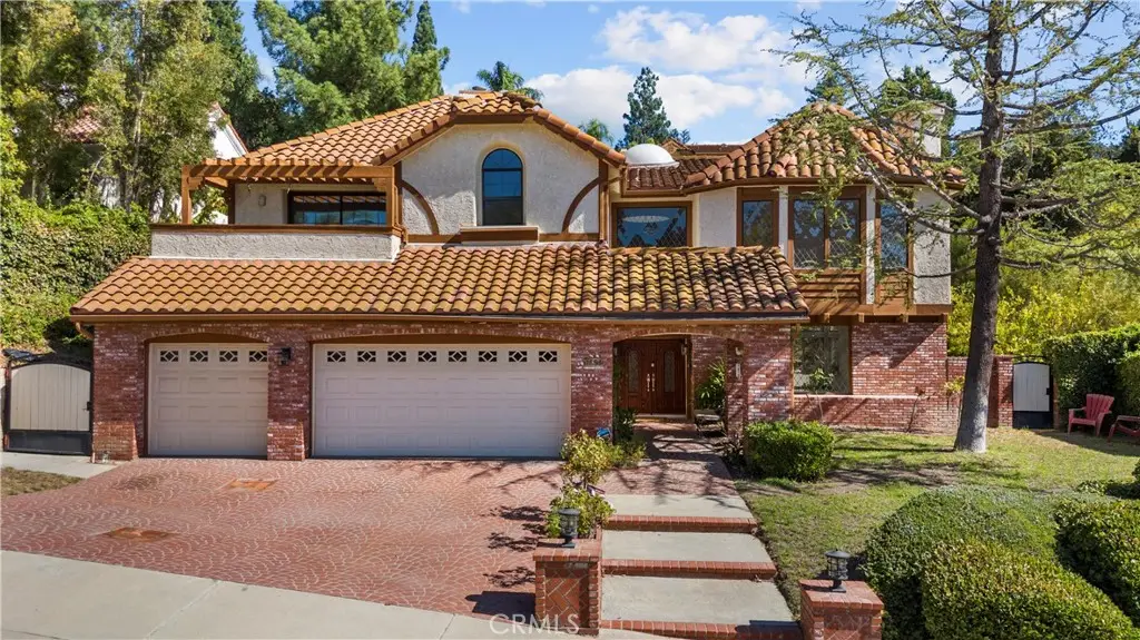 6056 Lake Lindero, Agoura Hills, CA 91301 - #1