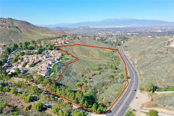 17401 La Sierra, Riverside, CA 92503