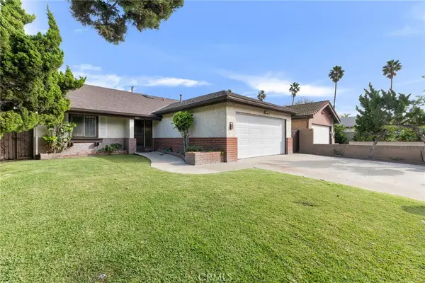 3220 California, Signal Hill, CA 90755