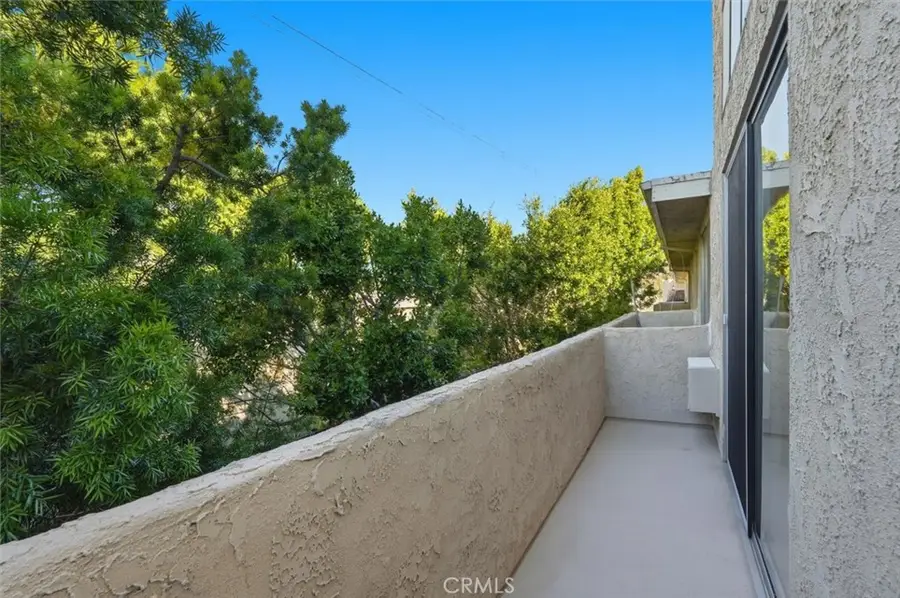 11645 Montana Avenue #321, Los Angeles, CA 90049 - Image #3