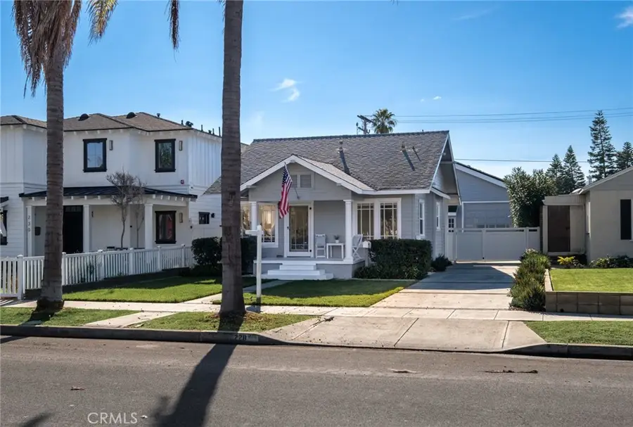 228 Avenue A, Redondo Beach, CA 90277 - Image #2