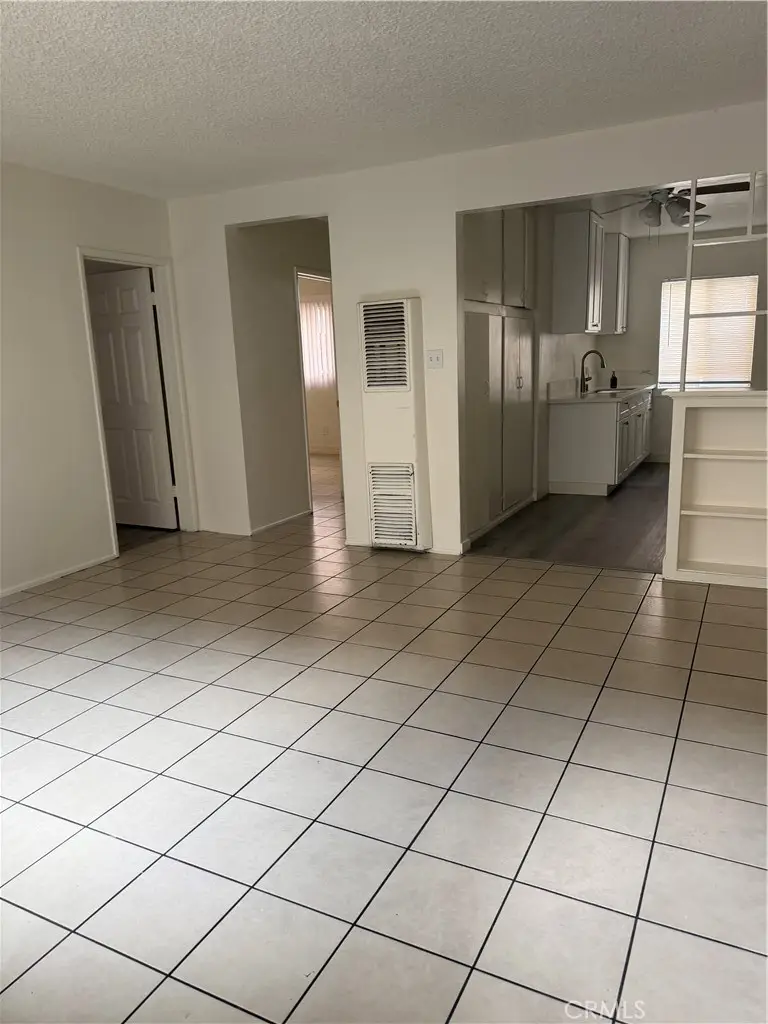 1020 Broad, Wilmington, CA 90744 - #3