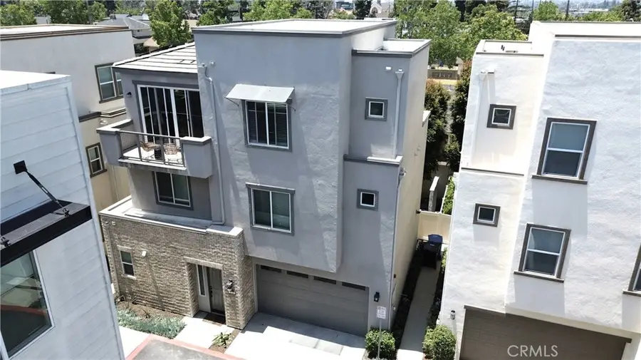 533 Daniel Freeman Circle, Inglewood, CA 90301 - #3