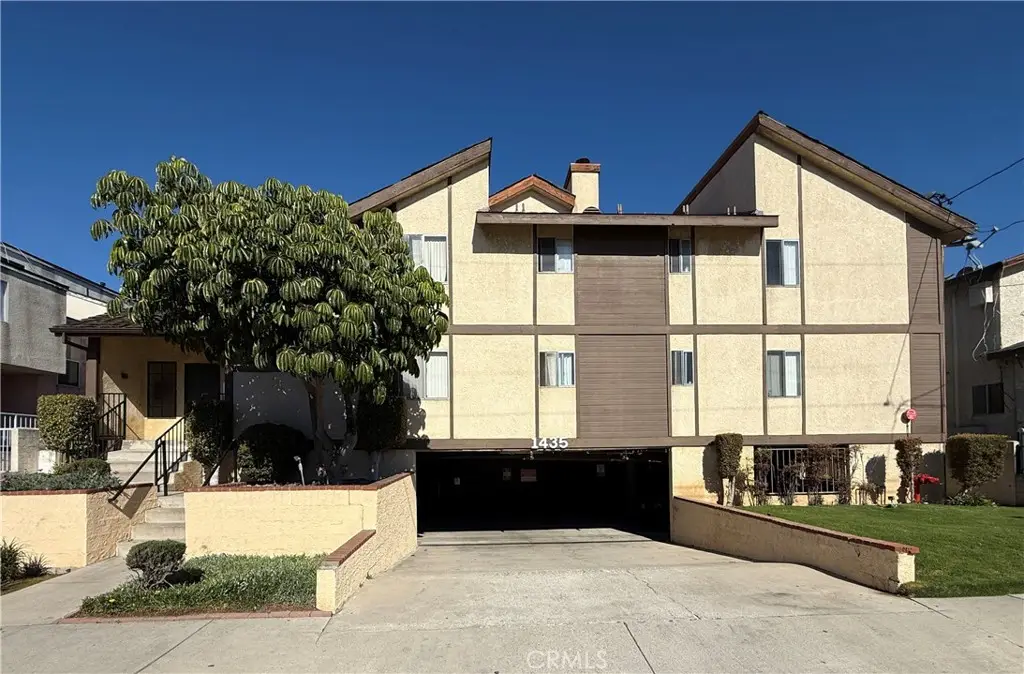 1435 W 146th St #104, Gardena, CA 90247 - Image #1