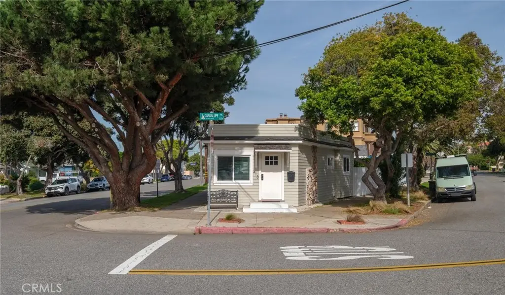 318 S Francisca Avenue, Redondo Beach, CA 90277 - #1
