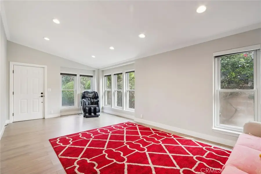 18320 Ingomar Street, Reseda, CA 91335 - #3