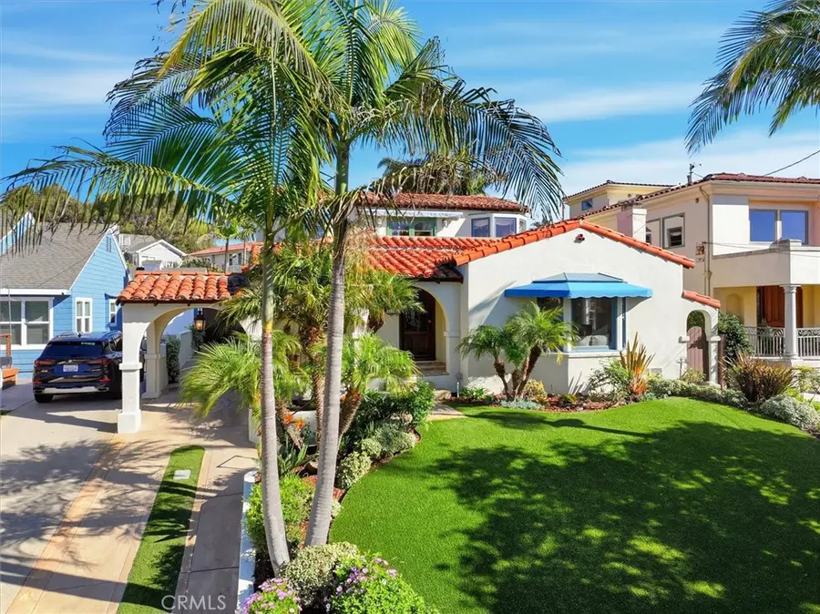 616 S Gertruda Avenue, Redondo Beach, CA 90277 - #2