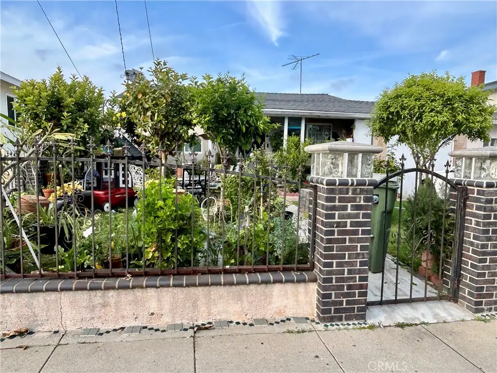 4553 W 138th, Hawthorne, CA 90250 - #1