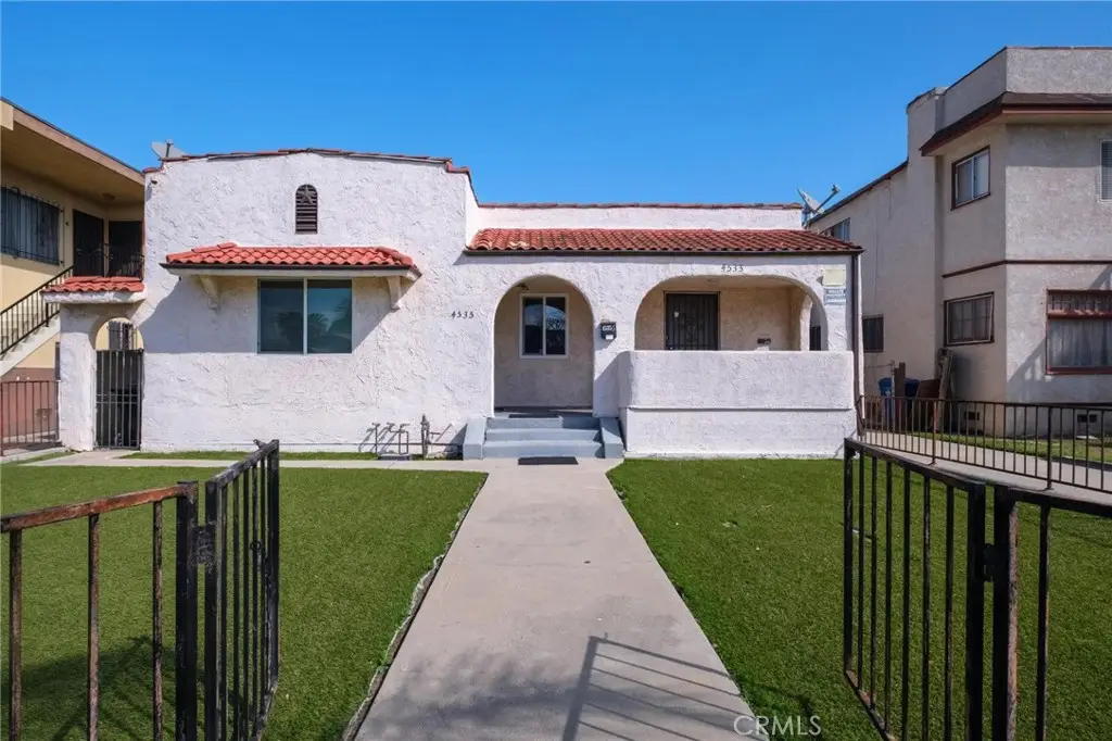 4533 Saturn, Los Angeles, CA 90019 - #1