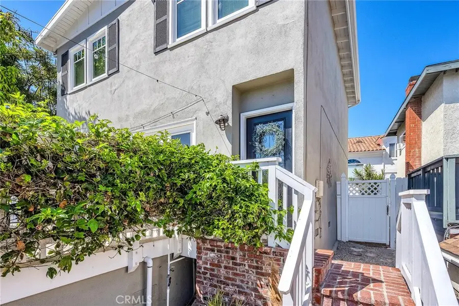 907 Diamond Street, Redondo Beach, CA 90277 - #2