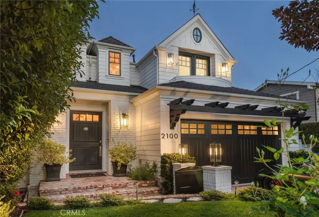 2100 Pine Ave, Manhattan Beach, CA 90266 - #1