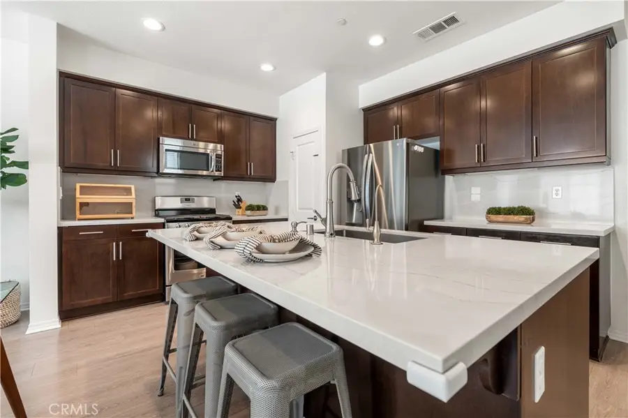 5560 Boardwalk #105, Hawthorne, CA 90250 - #2