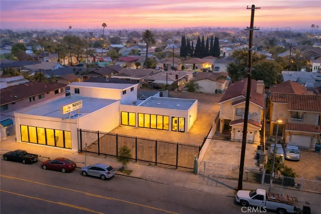 1236 N Wilmington, Wilmington, CA 90744 - #1