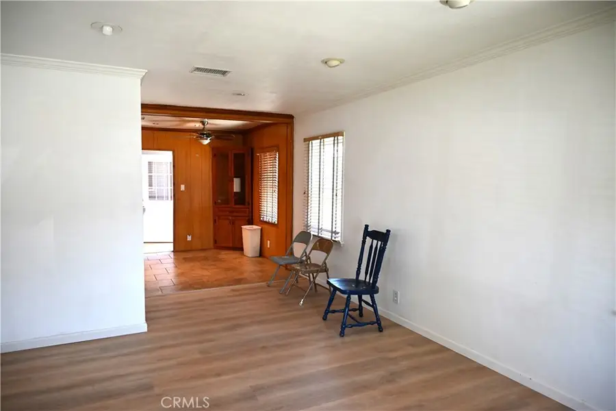 1325 W 34th, Long Beach, CA 90810 - #2