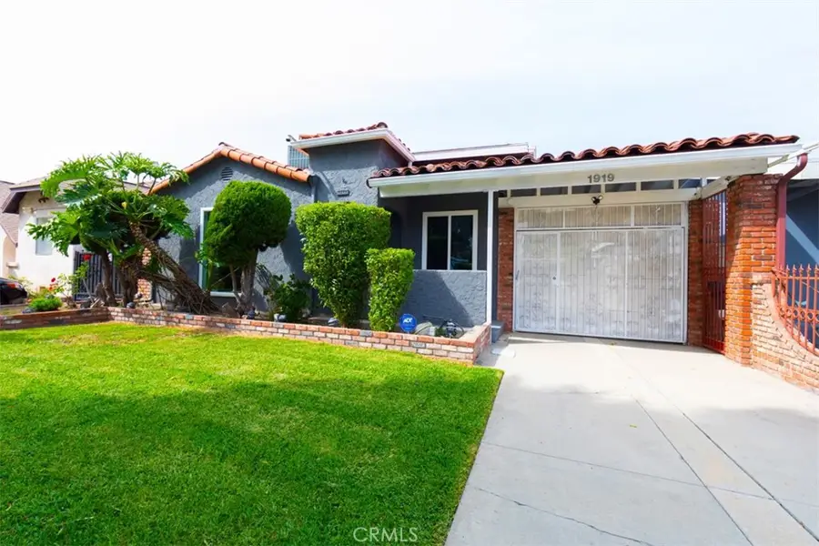 1919 W 82nd Street, Los Angeles, CA 90047 - #2