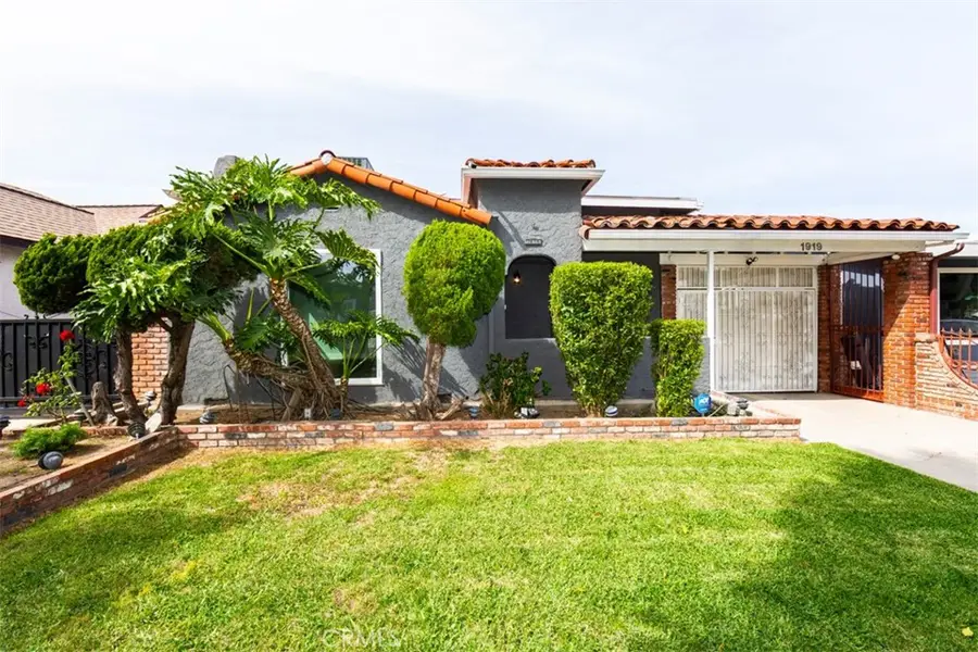 1919 W 82nd Street, Los Angeles, CA 90047 - #3