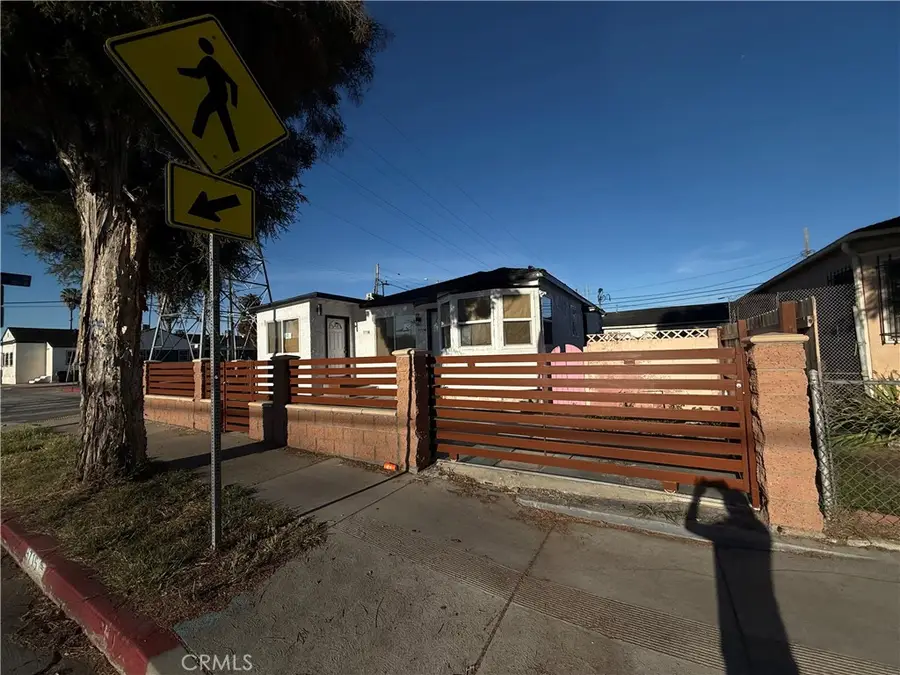 9715 S Hoover, Los Angeles, CA 90044 - #2