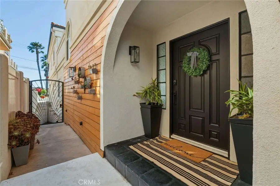 716 N Lucia #B, Redondo Beach, CA 90277 - #2