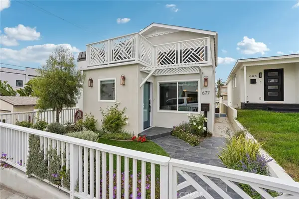 677 5th Street, Hermosa Beach, CA 90254