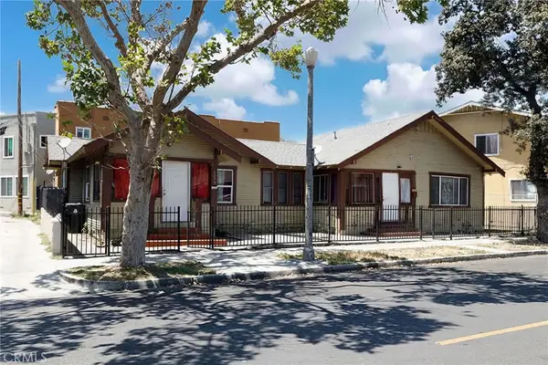 1273 Chestnut, Long Beach, CA 90813