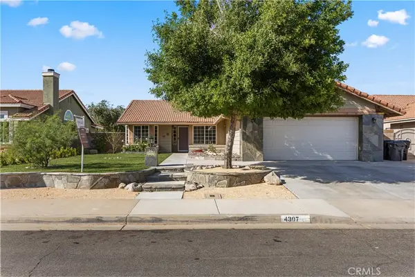 4307 Vitrina, Palmdale, CA 93551