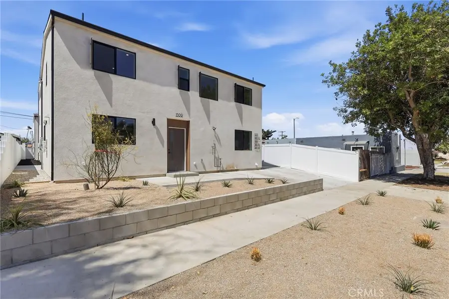 1507 W 83rd Street, Los Angeles, CA 90047 - #2