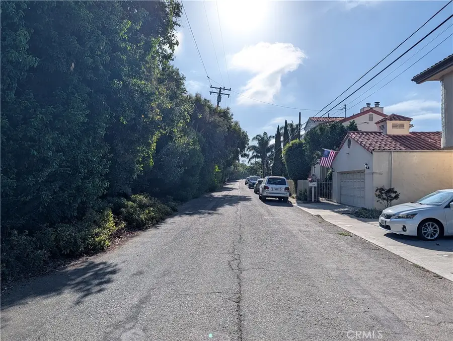 1698 Vista Del Mar Drive, San Buenaventura Ventura, CA 93001 - #3