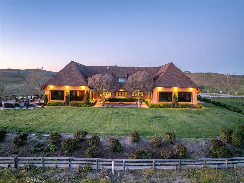 5010 Gate 4 Rd., Paso Robles, CA 93446 - Image #1