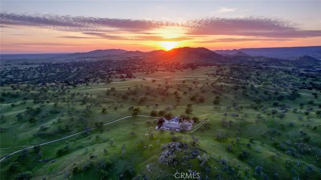 18486 Tollhouse Road, Clovis, CA 93619 - #1