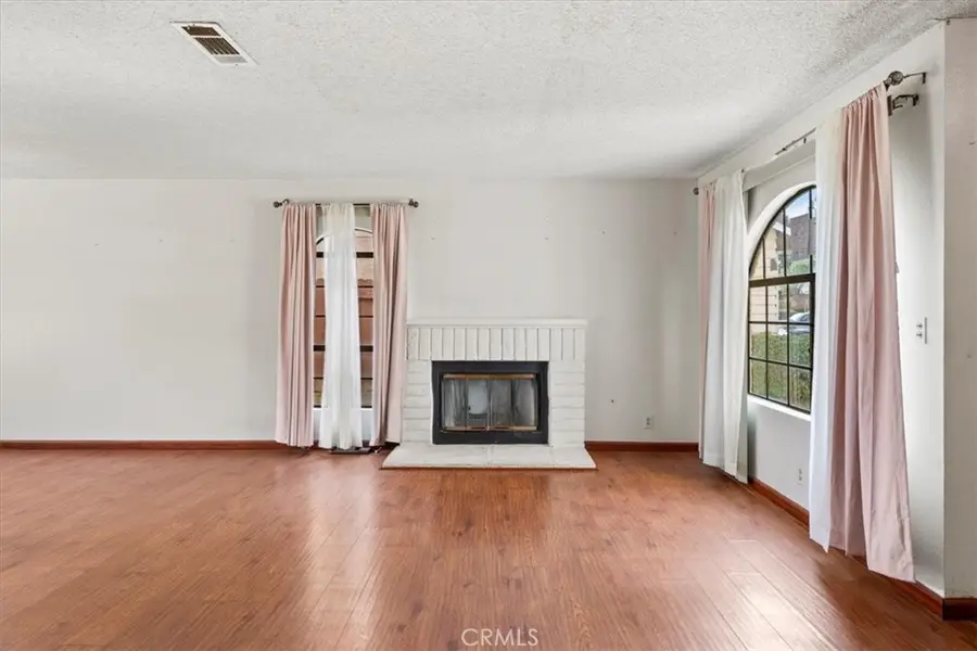 832 Chelsea Court, Simi Valley, CA 93065 - #3