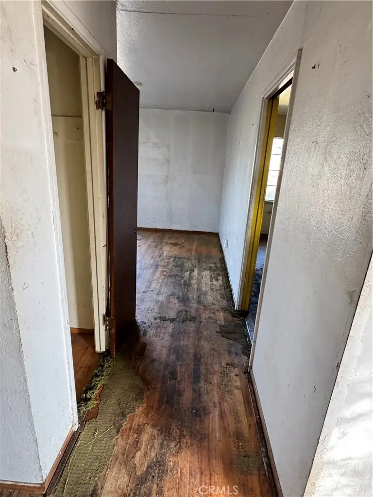 5703 E Hampton, Fresno, CA 93727 - #3
