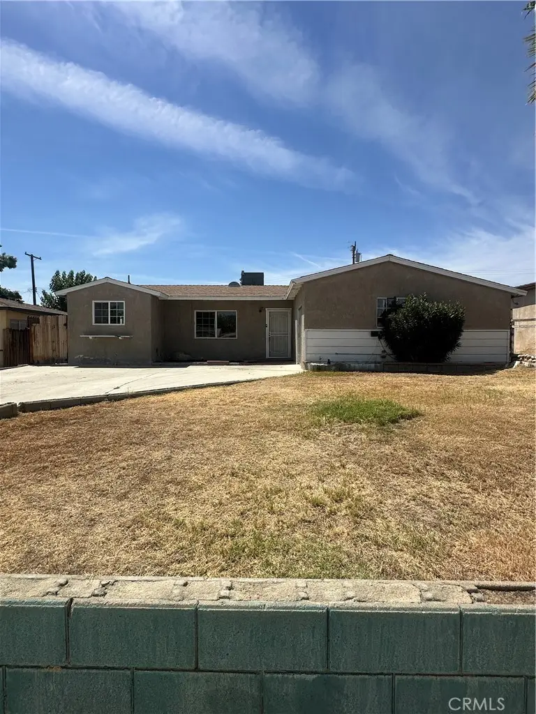 912 Meadows, Bakersfield, CA 93306 - #2