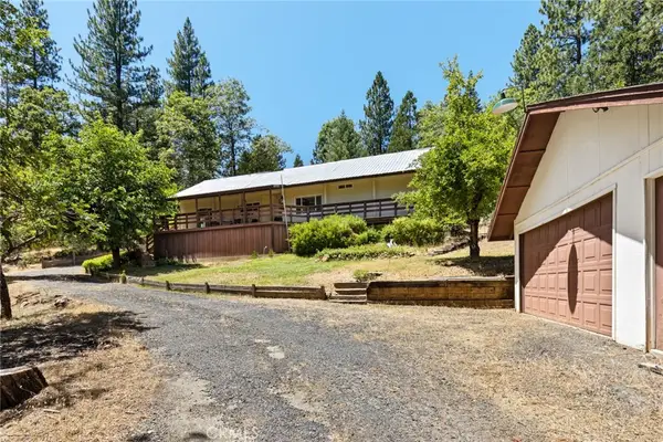 6720 Hupp Coutolenc Road, Magalia, CA 95954