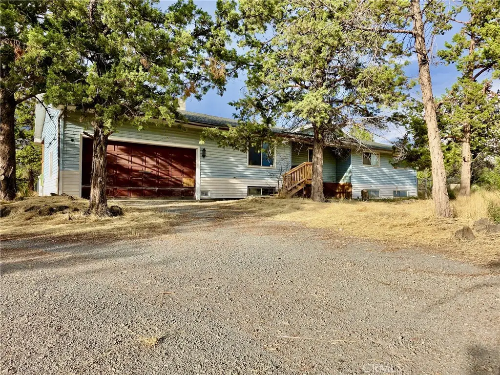 13409 County Hwy A-12, Montague, CA 96064 - #1