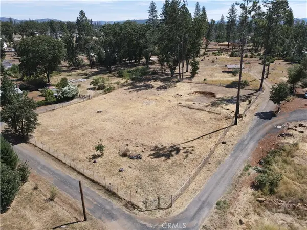 1461 Carroll Lane, Paradise, CA 95969