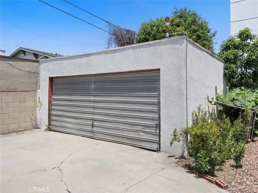 2917 Kenwood Avenue, Los Angeles, CA 90007 - #2