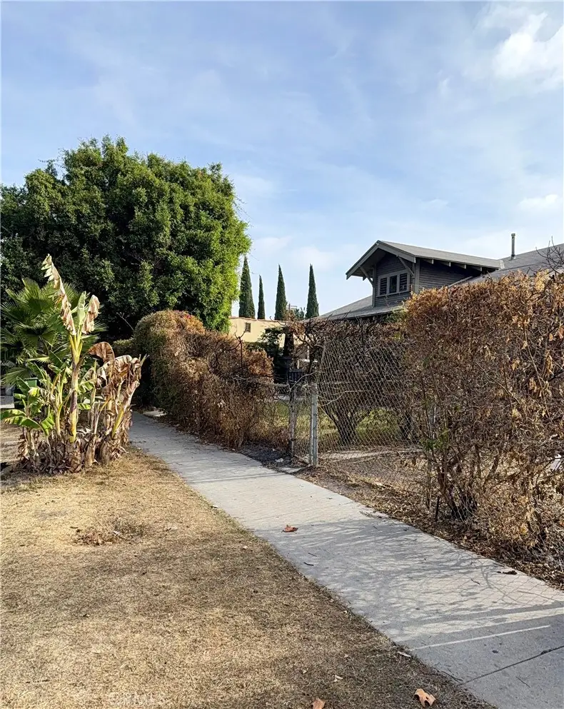 6132 Romaine Street, Los Angeles, CA 90038 - #2