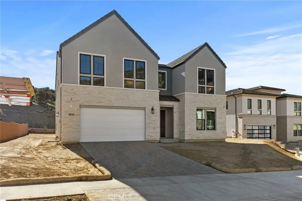 9514 N Andora Avenue, Chatsworth, CA 91311 - #1