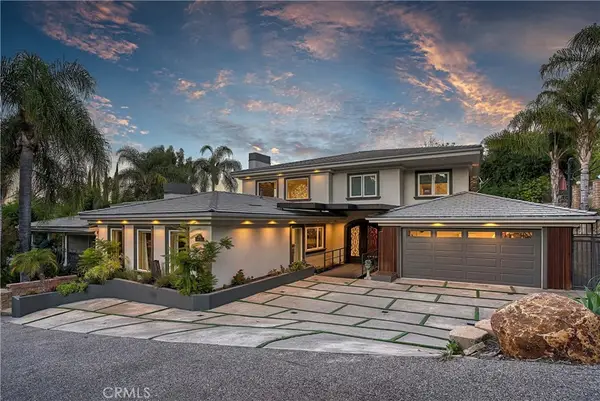 4760 Corbin Avenue, Tarzana, CA 91356