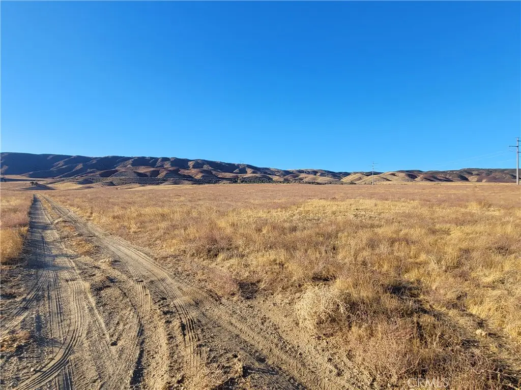 105 W Avenue K, Lancaster, CA 93536 - Image #1