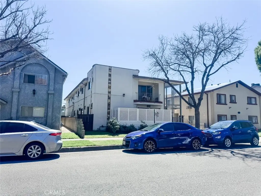 272 W Tujunga Avenue, Burbank, CA 91502 - #1
