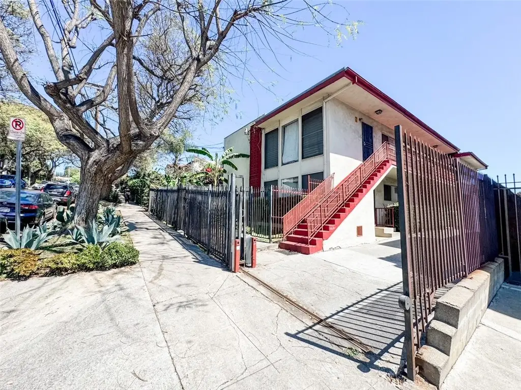 636 Robinson Street, Los Angeles, CA 90026 - #1