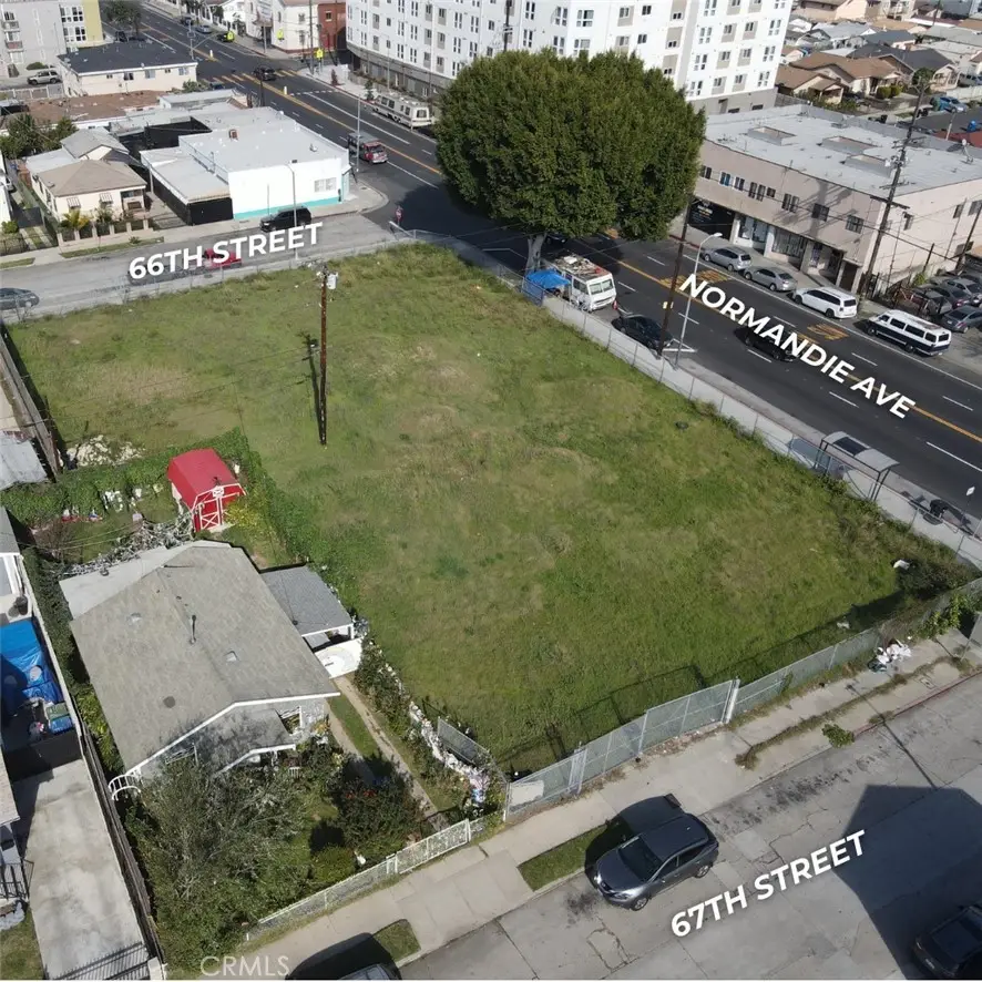 6617 S Normandie Avenue, Los Angeles, CA 90044 - #2