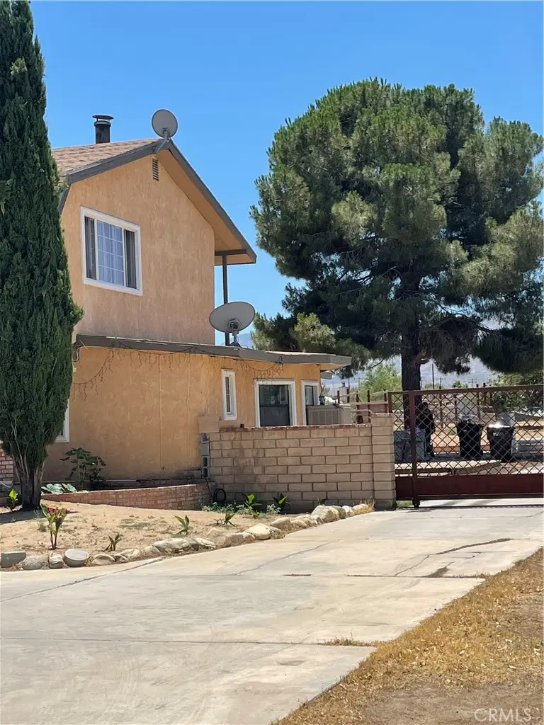 9044 E Avenue T4, Littlerock, CA 93543 - #2